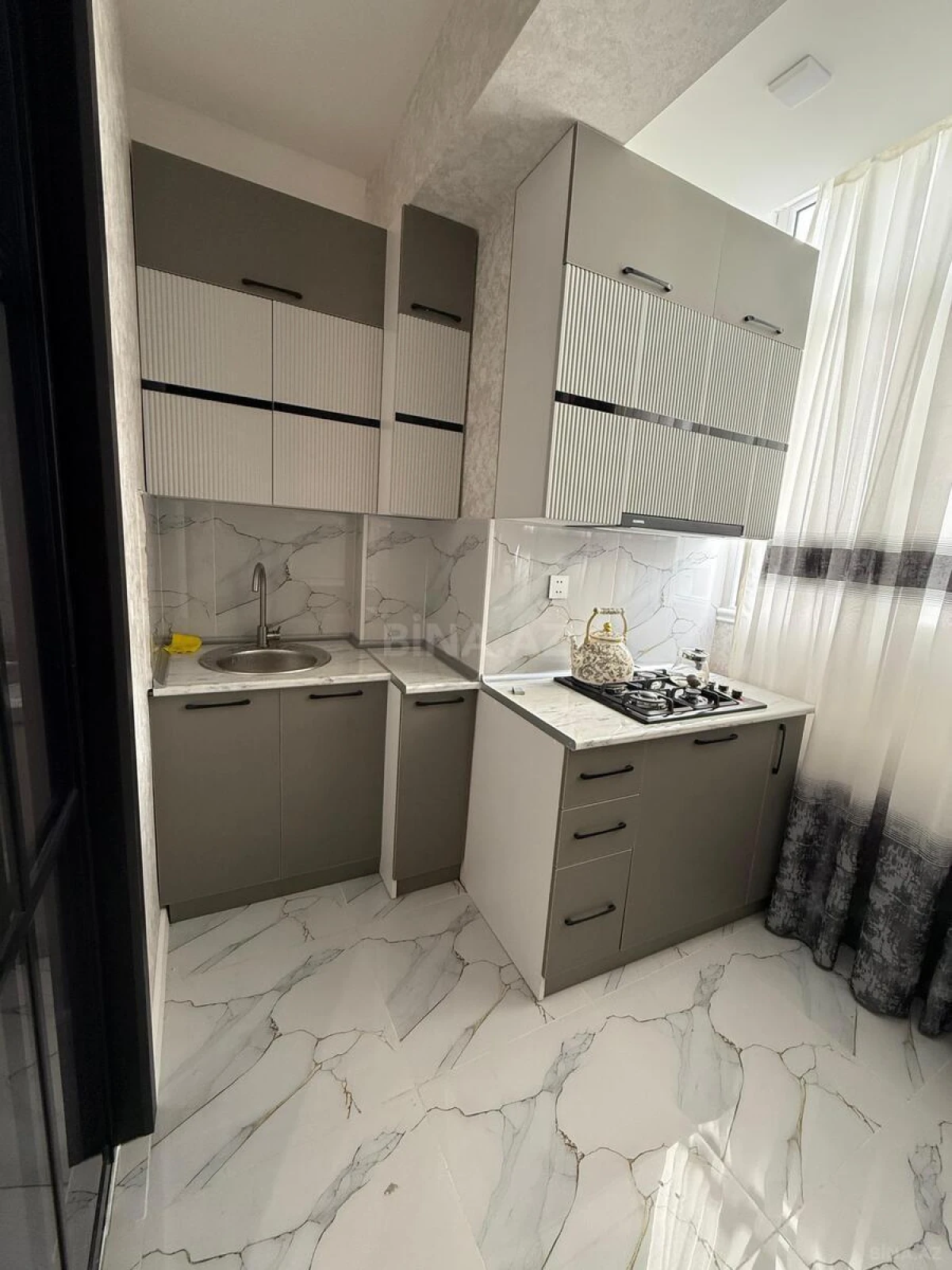 Kirayə verilir 2 otaqlı mənzil 60 m²