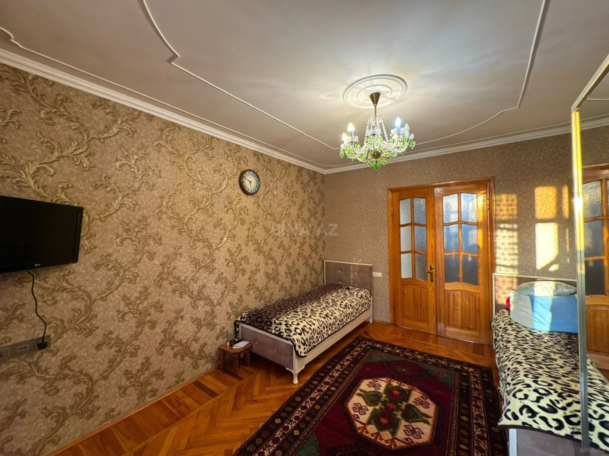 Satılır 4 otaqlı mənzil 100 m²