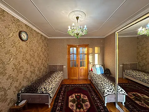 Satılır 4 otaqlı mənzil 100 m²