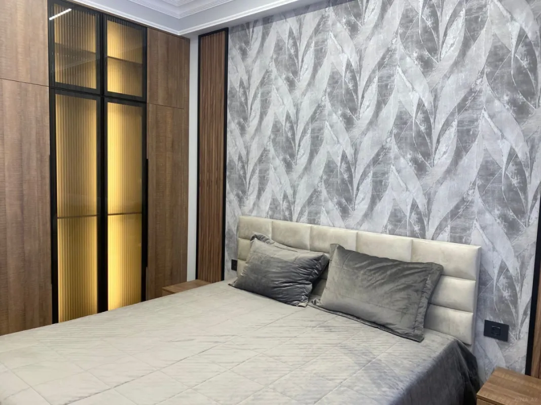 Kirayə verilir 2 otaqlı mənzil 67 m²