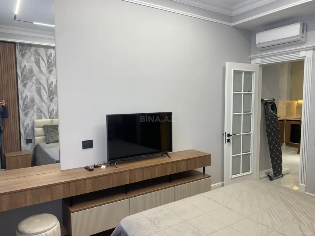 Kirayə verilir 2 otaqlı mənzil 67 m²