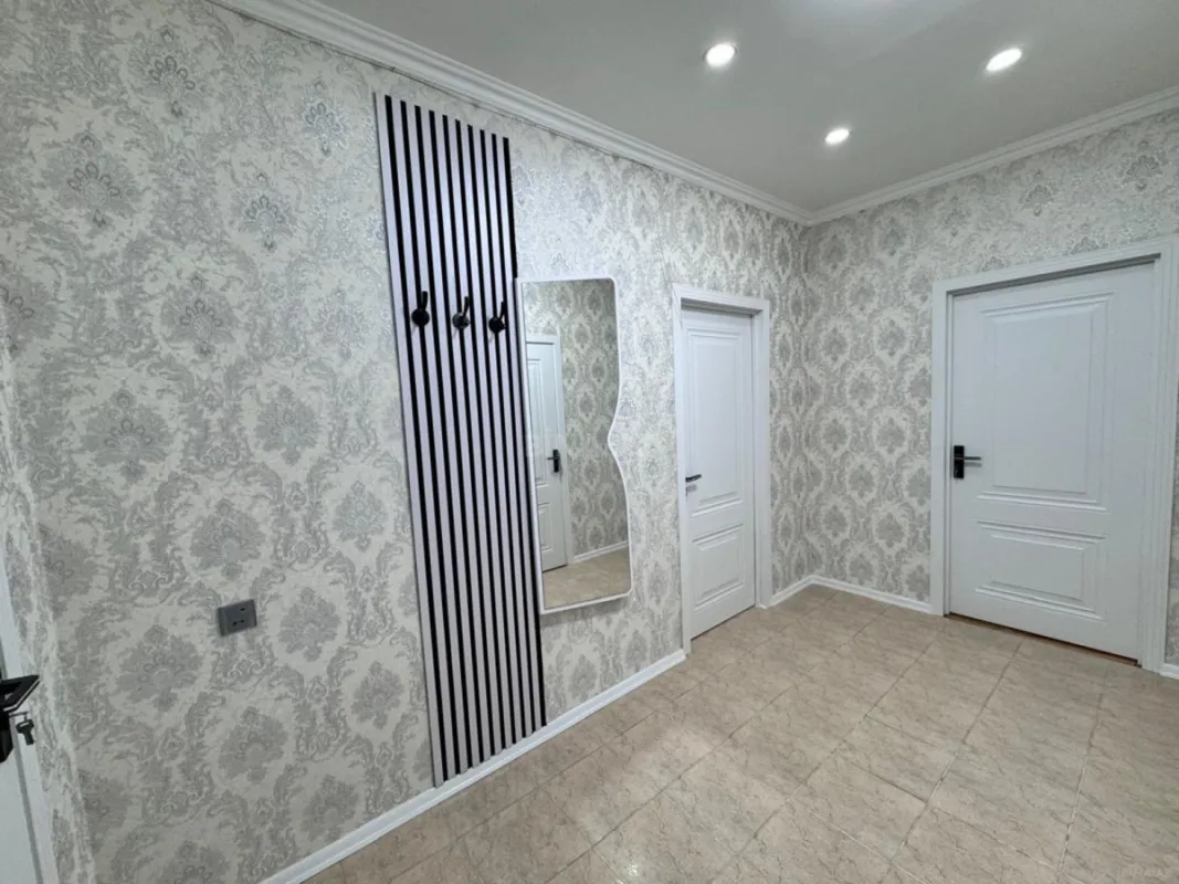 Satılır 4 otaqlı mənzil 90 m²