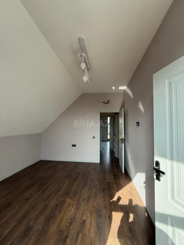 Satılır 4 otaqlı həyət evi 105 m²