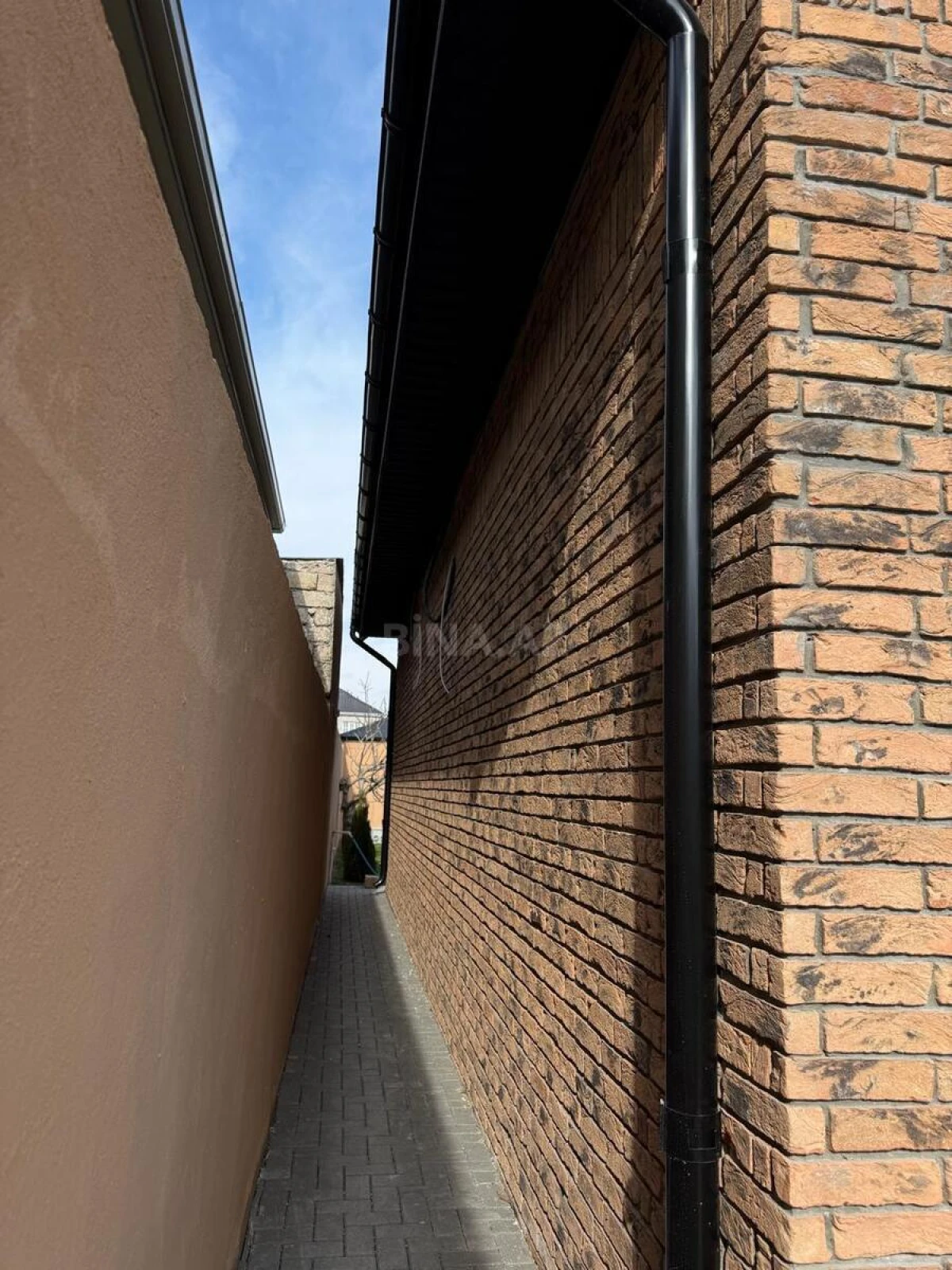 Satılır 4 otaqlı həyət evi 105 m²