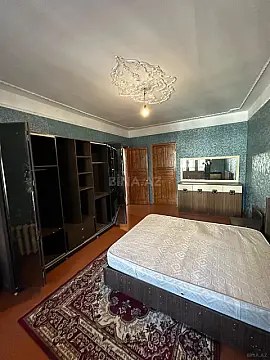 Satılır 3 otaqlı mənzil 120 m²