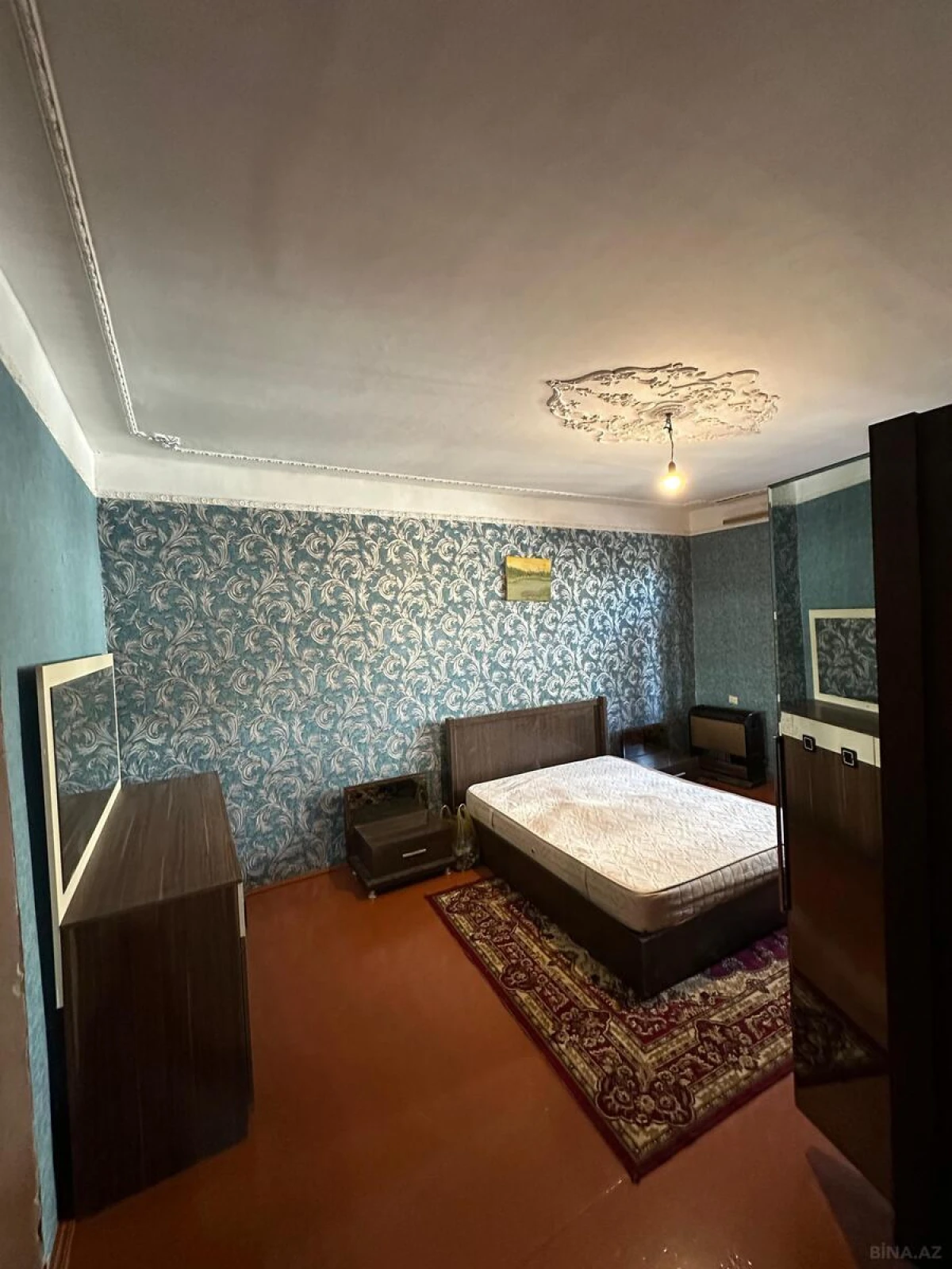 Satılır 3 otaqlı mənzil 120 m²