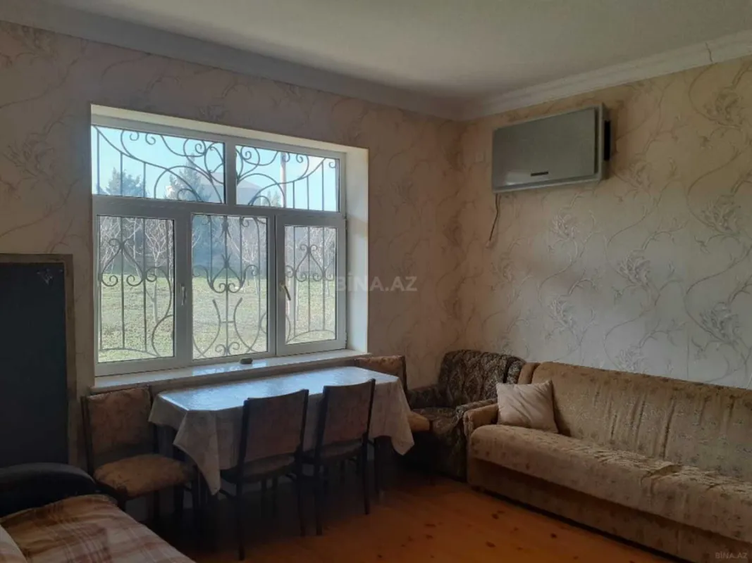 Satılır 1 otaqlı həyət evi 60 m²