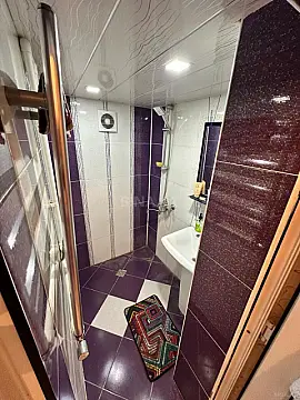 Satılır 4 otaqlı mənzil 118 m²