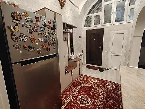 Satılır 4 otaqlı mənzil 118 m²