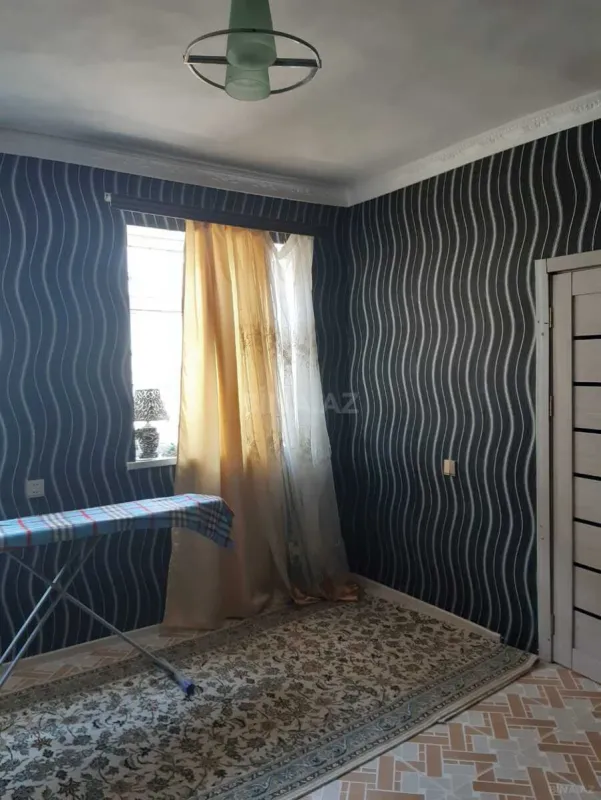 Satılır 8 otaqlı həyət evi 163 m²