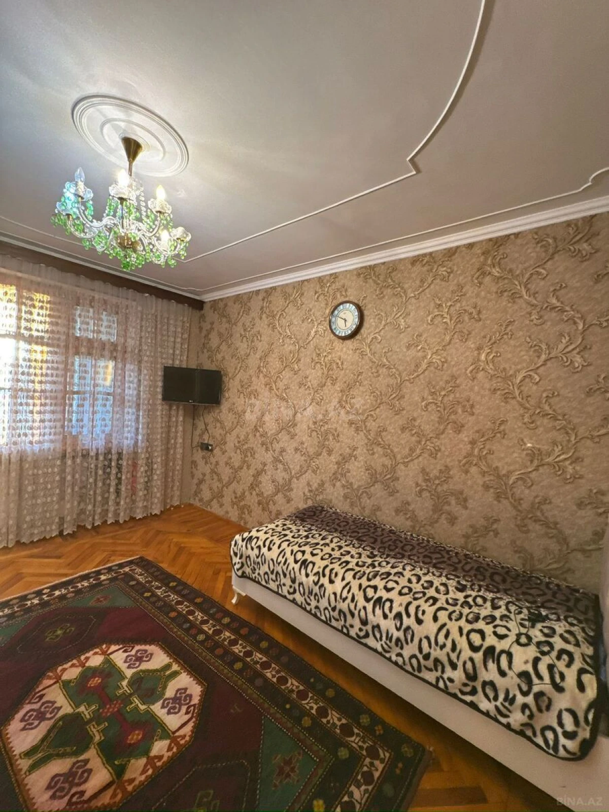 Satılır 4 otaqlı mənzil 100 m²