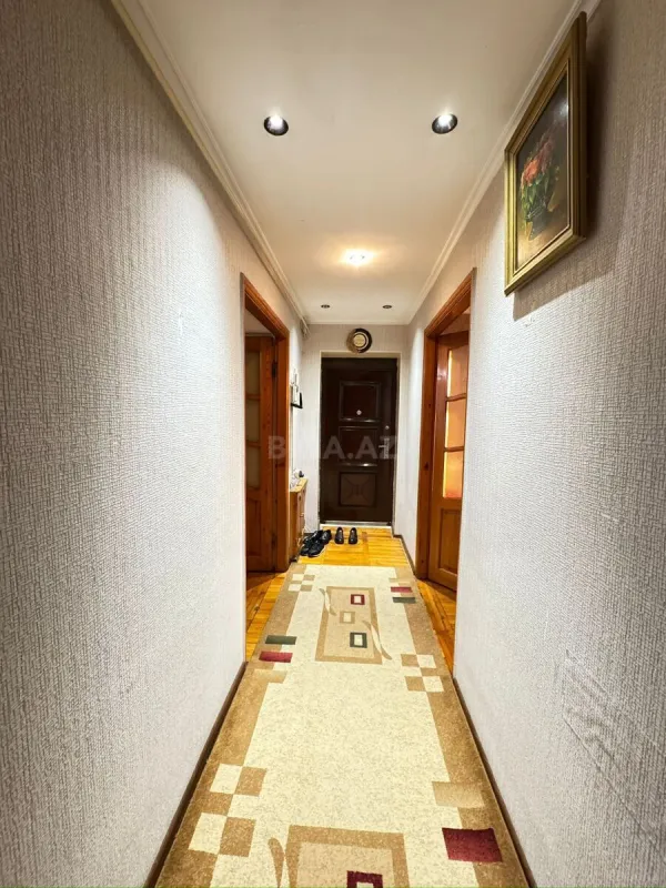 Satılır 4 otaqlı mənzil 100 m²