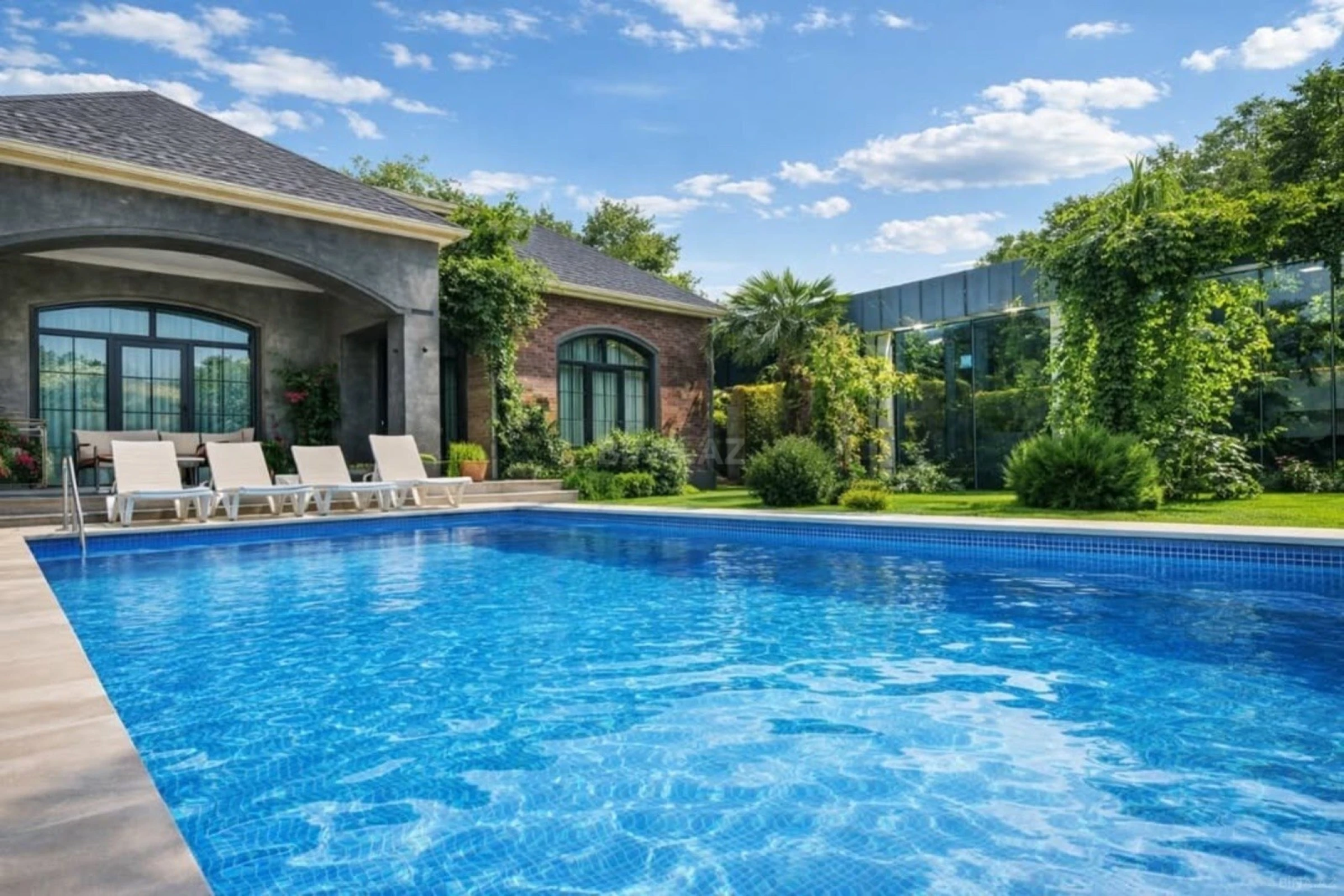 Kirayə verilir 4 otaqlı həyət evi 300 m²