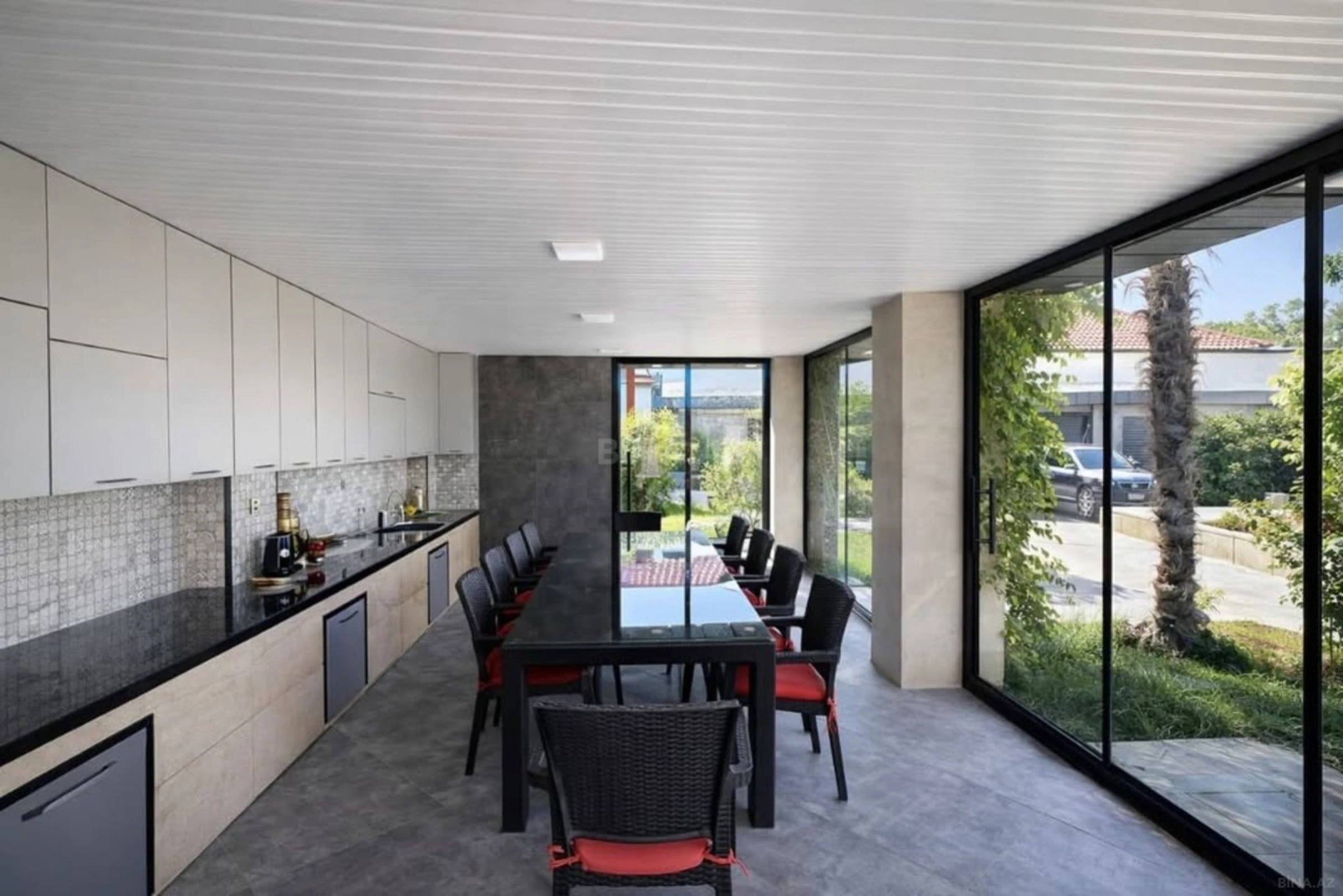 Kirayə verilir 4 otaqlı həyət evi 300 m²