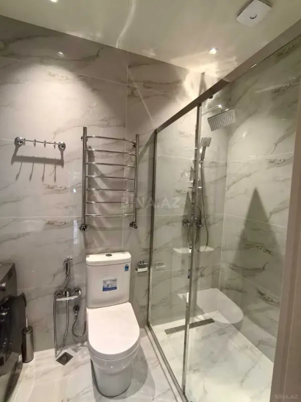 Kirayə verilir 2 otaqlı mənzil 66 m²