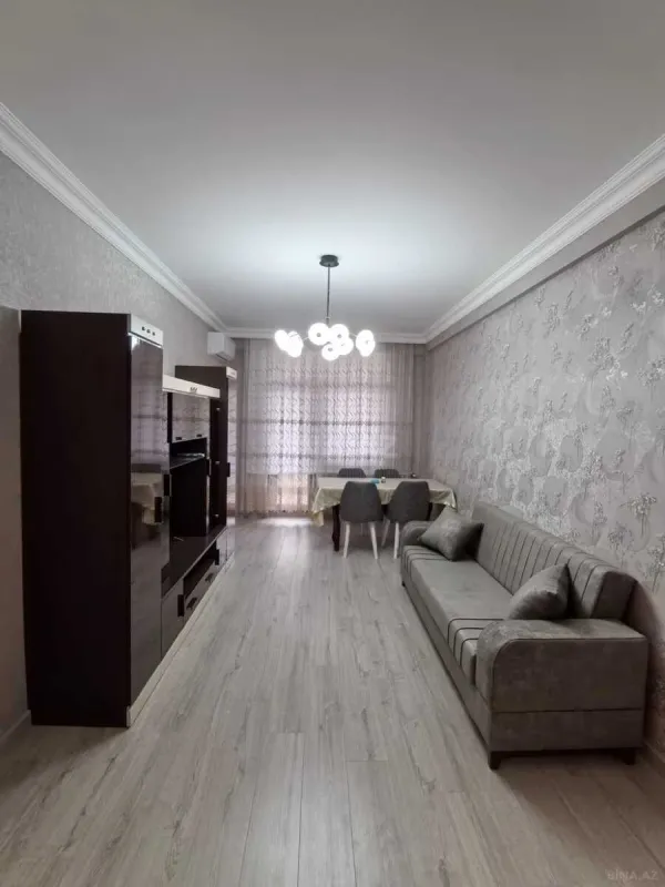 Kirayə verilir 2 otaqlı mənzil 66 m²
