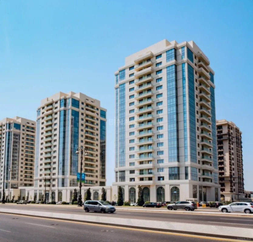 Satılır 3 otaqlı mənzil 118 m²