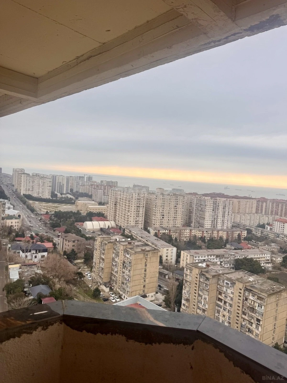 Kirayə verilir 2 otaqlı mənzil 100 m²