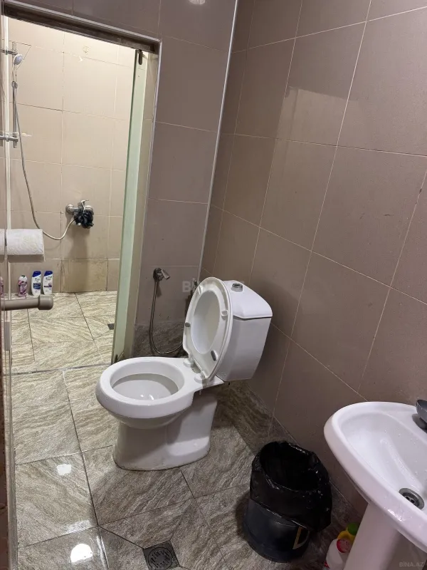 Kirayə verilir 2 otaqlı mənzil 100 m²