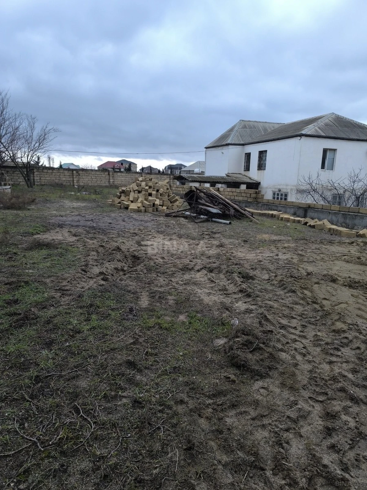 Satılır torpaq sahəsi 4 m²