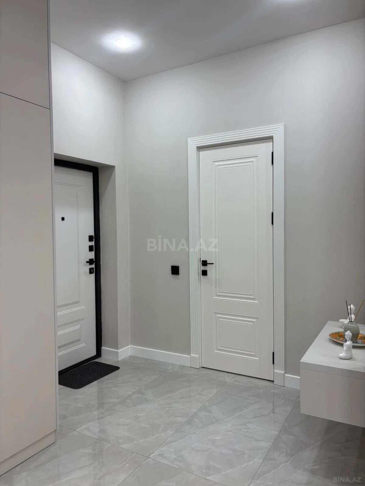 Kirayə verilir 2 otaqlı mənzil 63 m²