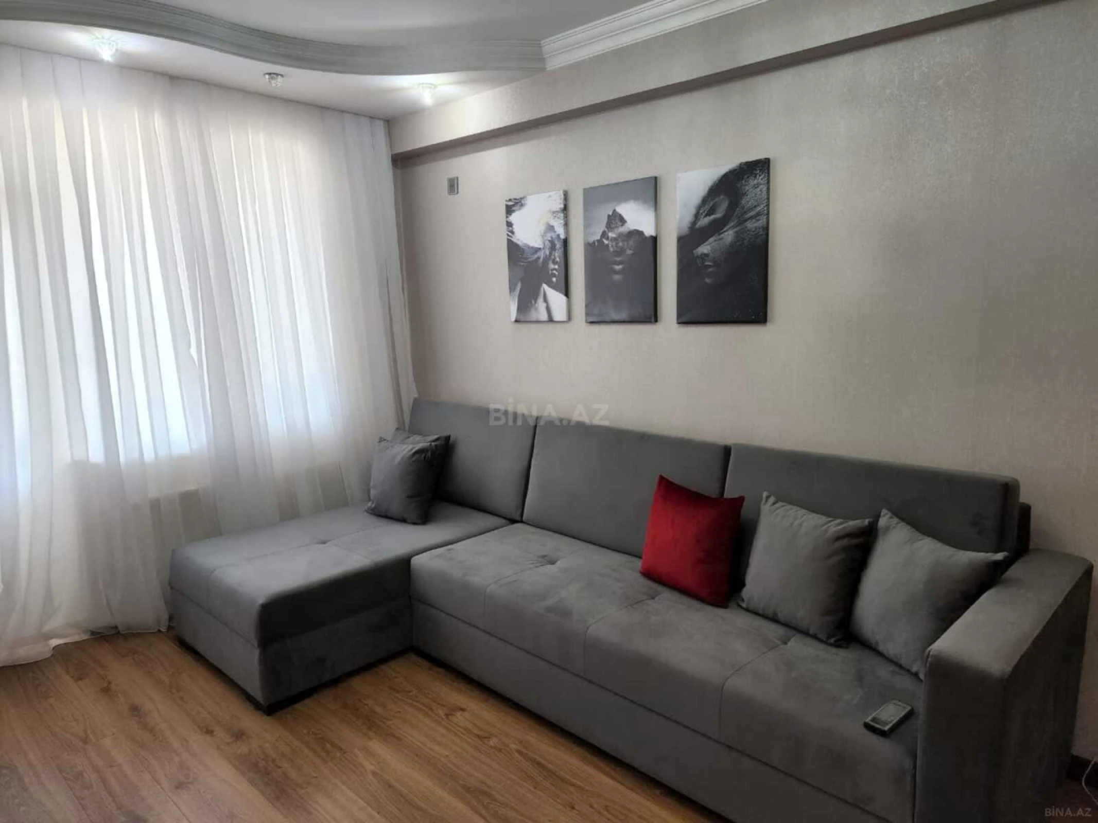Satılır 3 otaqlı mənzil 70 m²