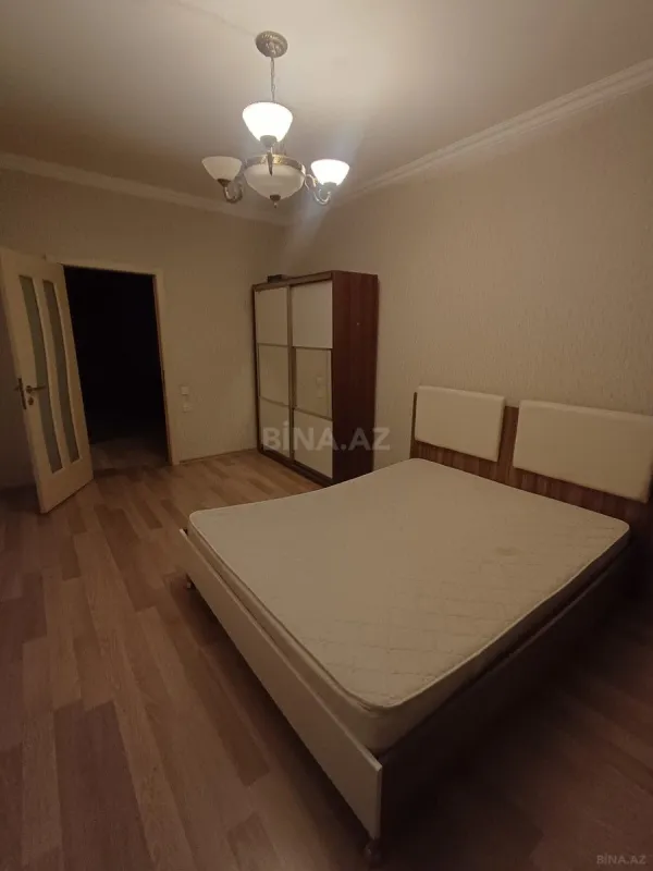 Kirayə verilir 2 otaqlı mənzil 65 m²