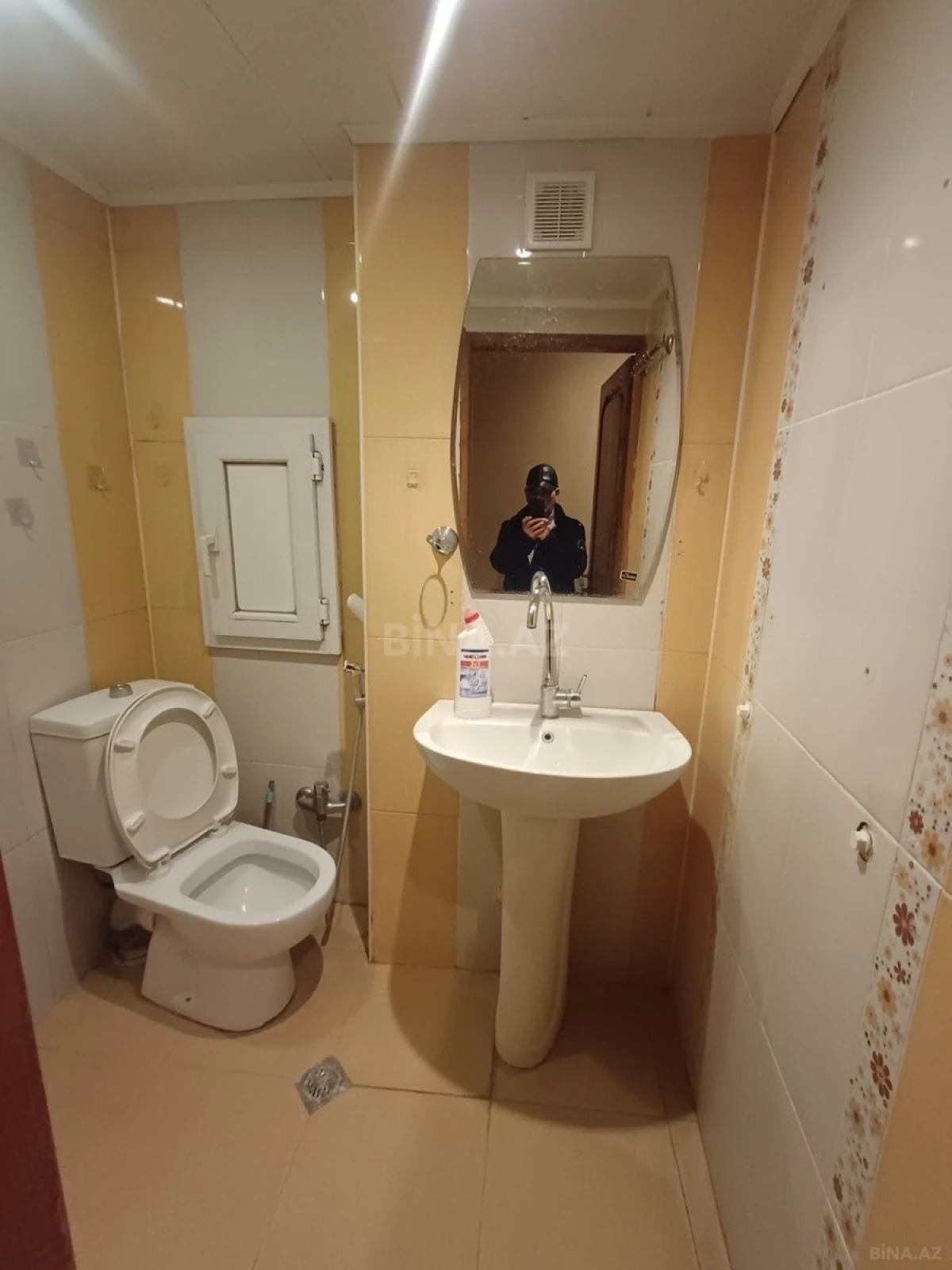 Kirayə verilir 2 otaqlı mənzil 65 m²