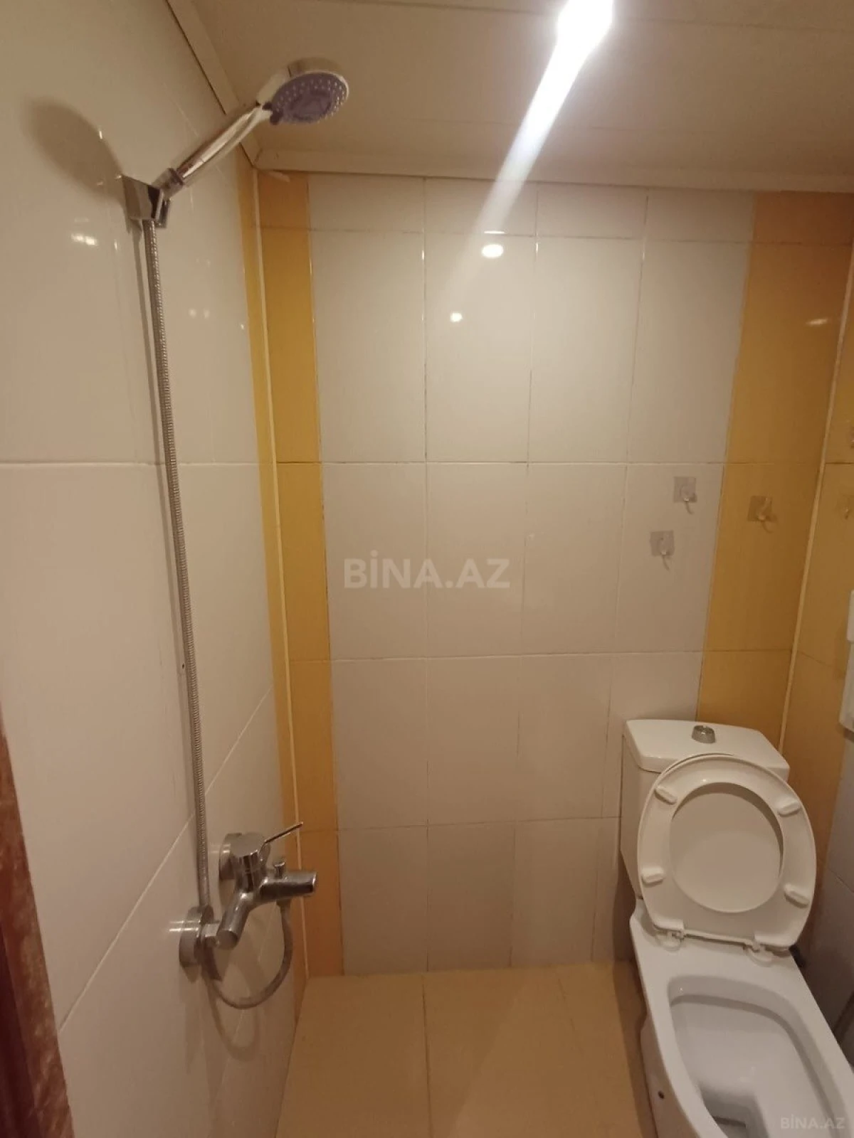 Kirayə verilir 2 otaqlı mənzil 65 m²