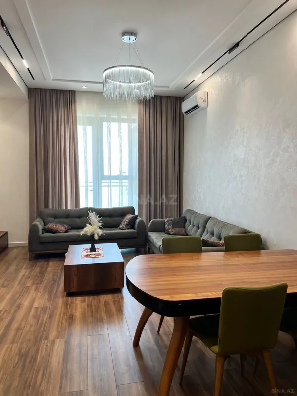 Kirayə verilir 3 otaqlı mənzil 110 m²