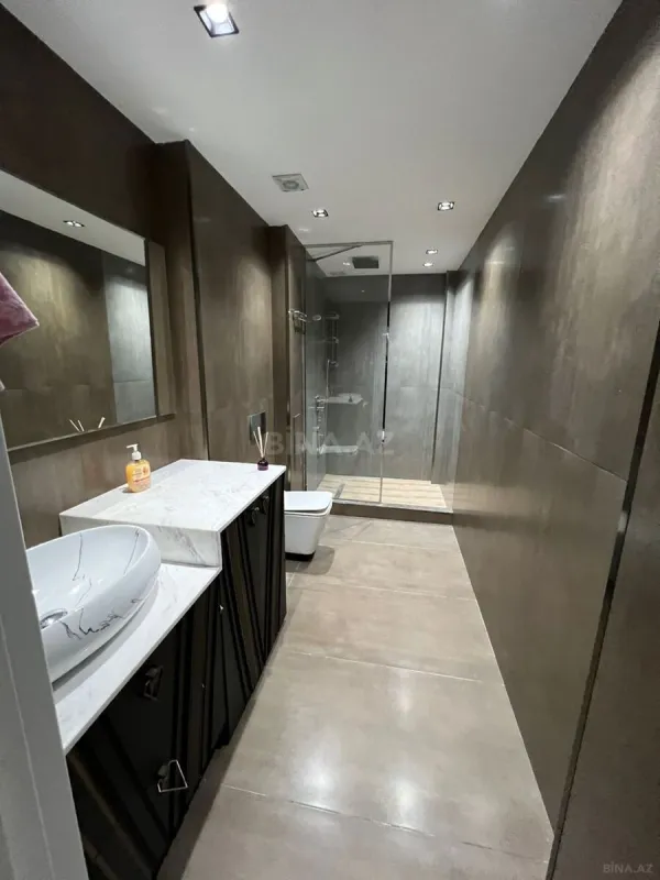 Kirayə verilir 2 otaqlı mənzil 94 m²