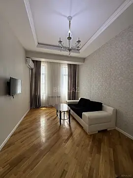 Kirayə verilir 3 otaqlı mənzil 105 m² — Bakı 3 otaq 105.00 m²