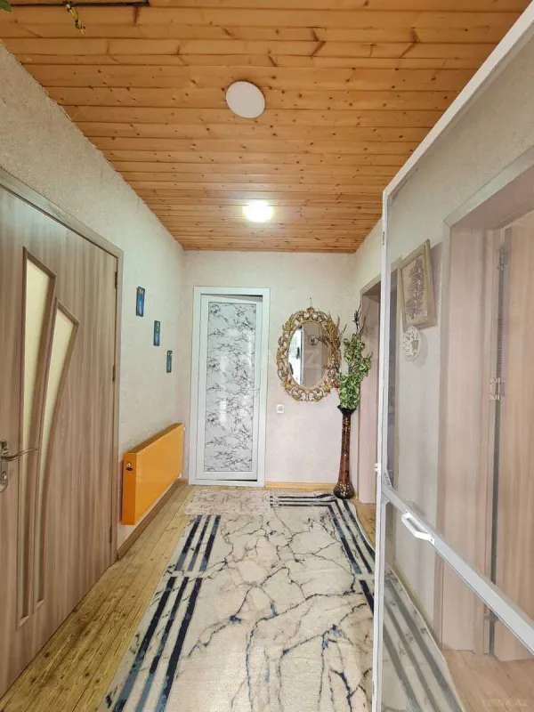 Satılır 3 otaqlı həyət evi 100 m²