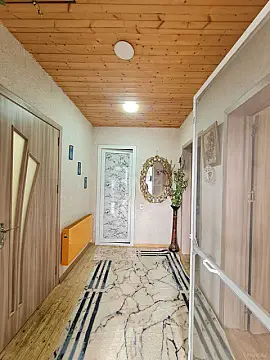 Satılır 3 otaqlı həyət evi 100 m²