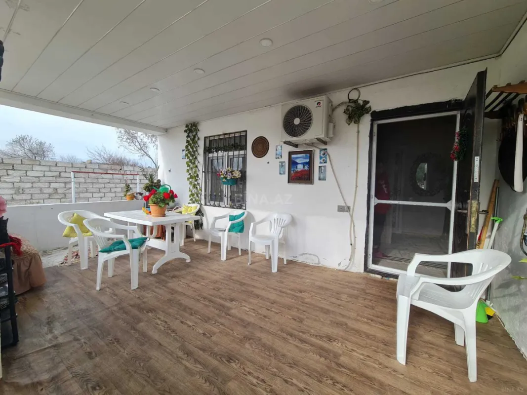 Satılır 3 otaqlı həyət evi 100 m²