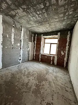 Satılır 4 otaqlı mənzil 145 m²