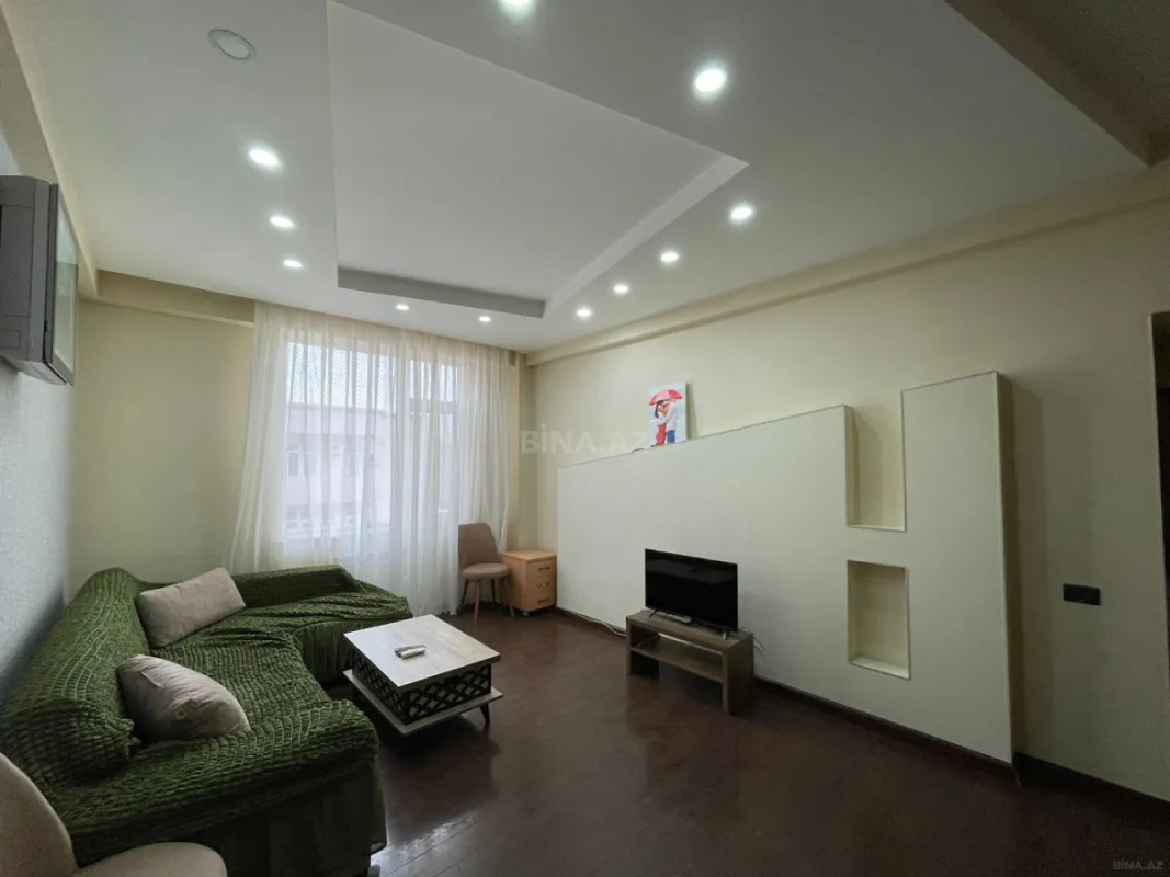 Kirayə verilir 2 otaqlı mənzil 80 m²