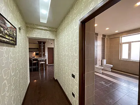 Kirayə verilir 2 otaqlı mənzil 80 m²