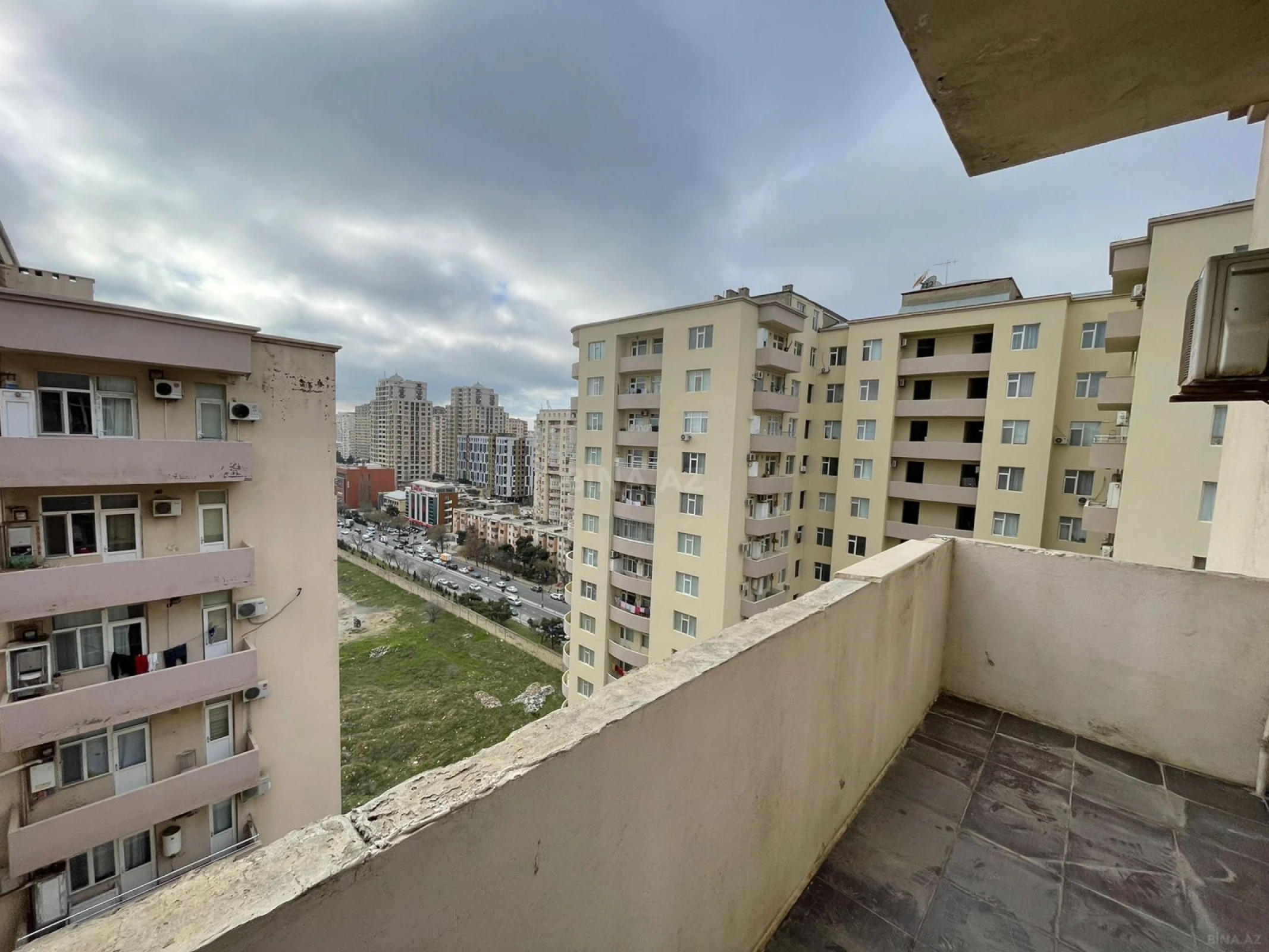 Kirayə verilir 2 otaqlı mənzil 80 m²