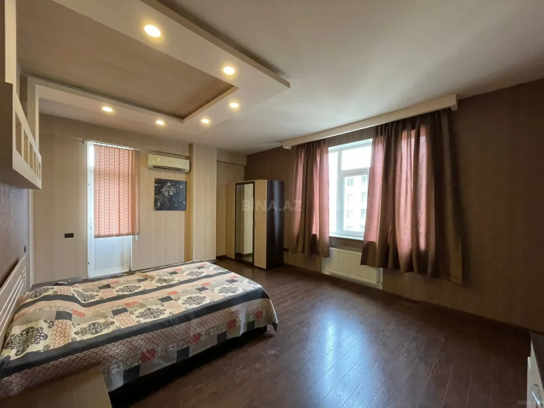 Kirayə verilir 2 otaqlı mənzil 80 m²