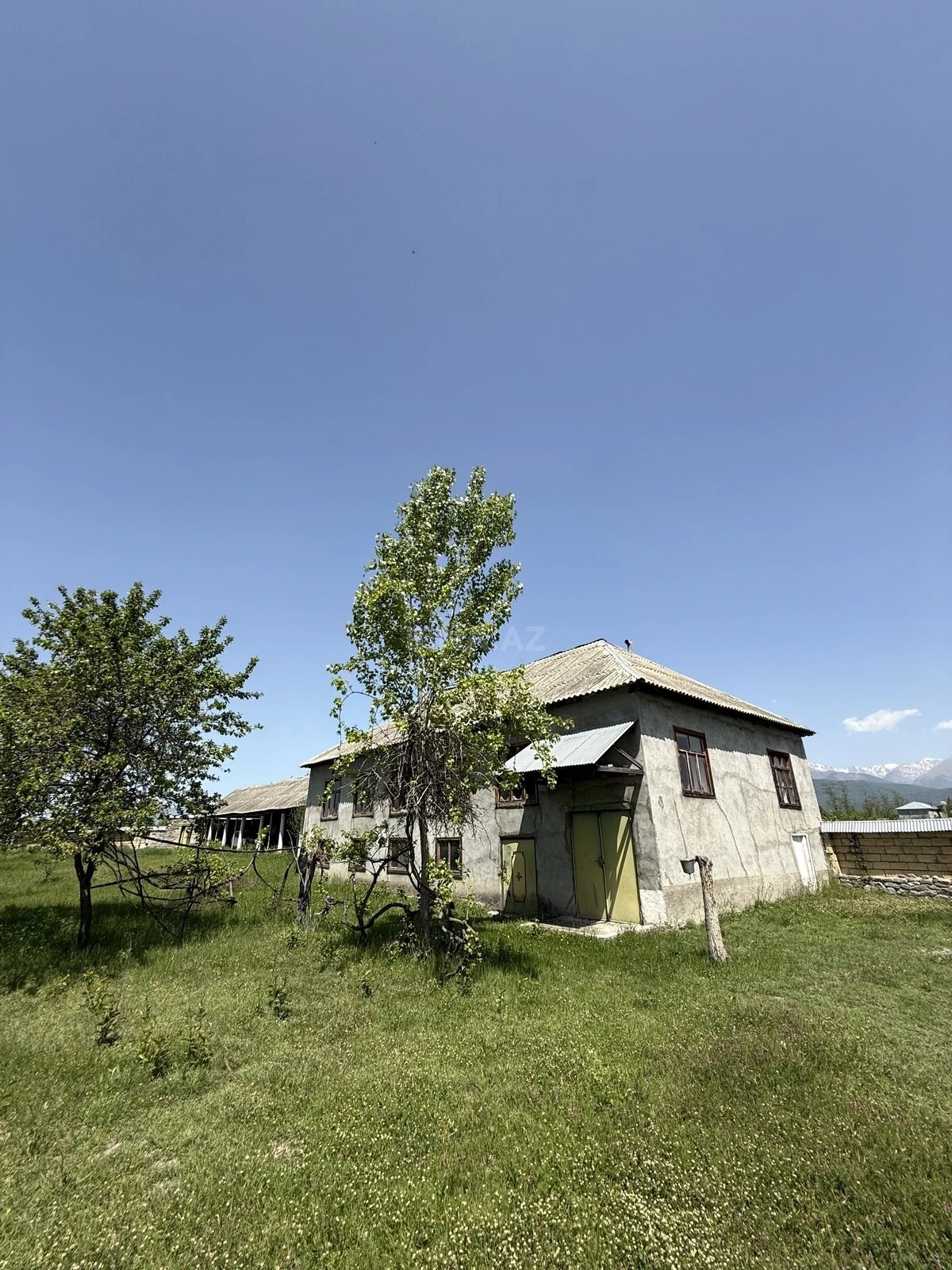 Satılır 4 otaqlı həyət evi 150 m²