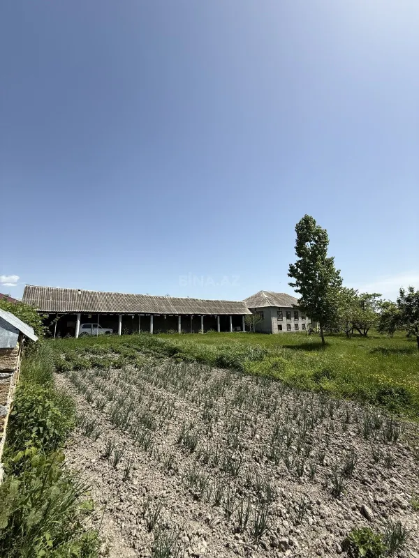 Satılır 4 otaqlı həyət evi 150 m²