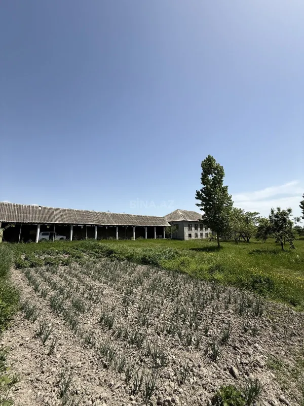 Satılır 4 otaqlı həyət evi 150 m²