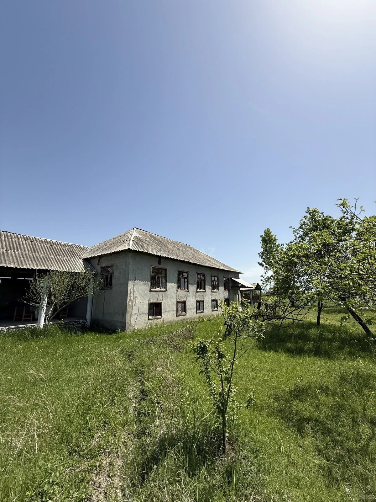 Satılır 4 otaqlı həyət evi 150 m²