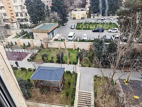 Satılır 1 otaqlı mənzil 40 m²