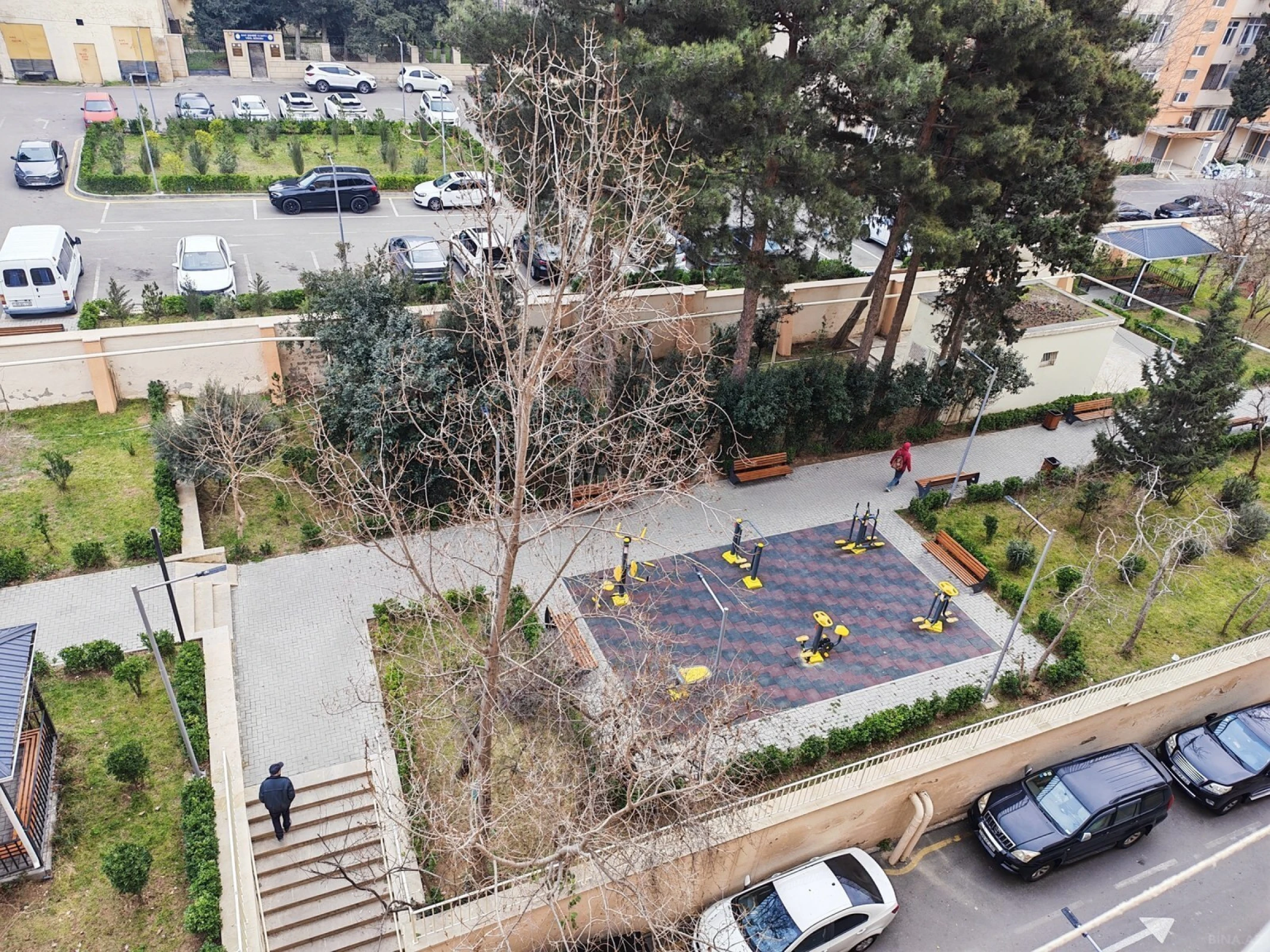 Satılır 1 otaqlı mənzil 40 m²