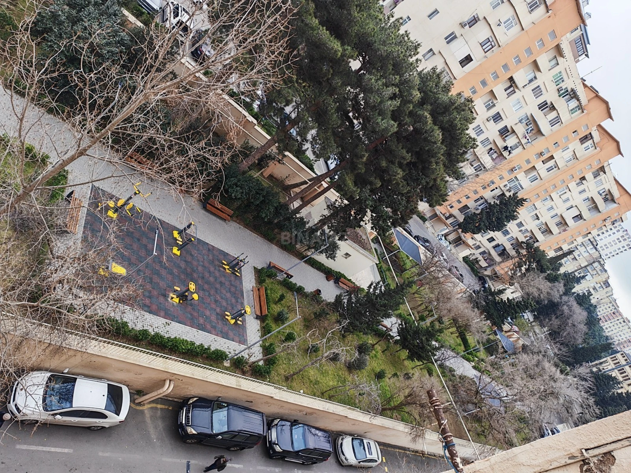 Satılır 1 otaqlı mənzil 40 m²