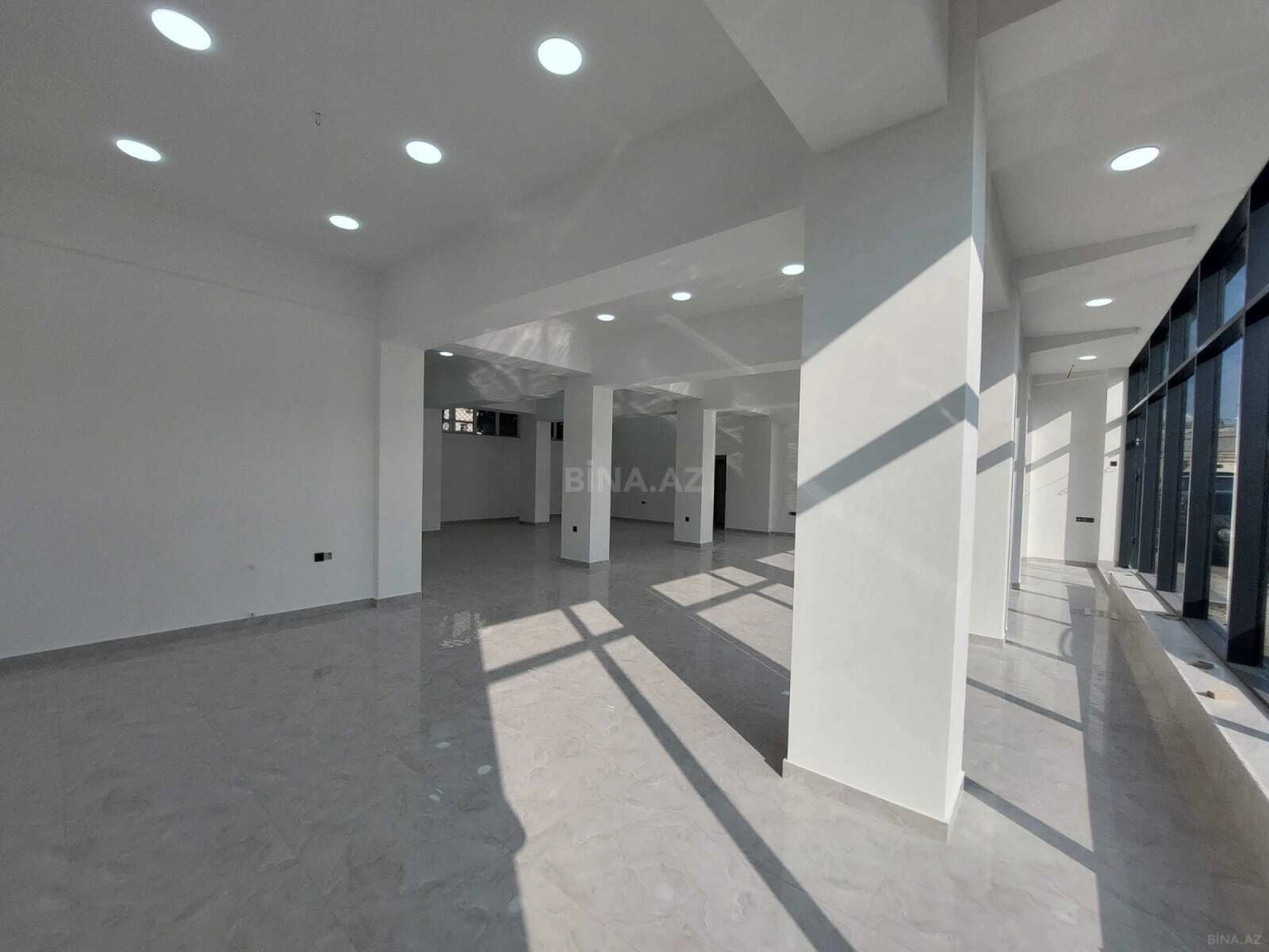 Kirayə verilir obyekt 175 m²
