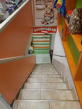 Kirayə verilir obyekt 80 m²