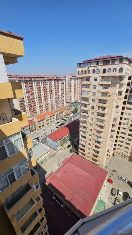 Kirayə verilir 2 otaqlı mənzil 90 m²